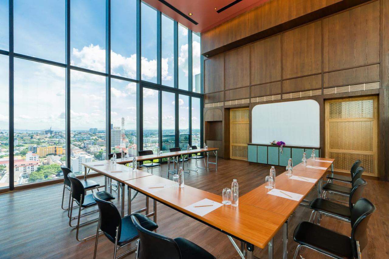 Arbour Hotel And Residence Pattaya Exterior foto Meeting room