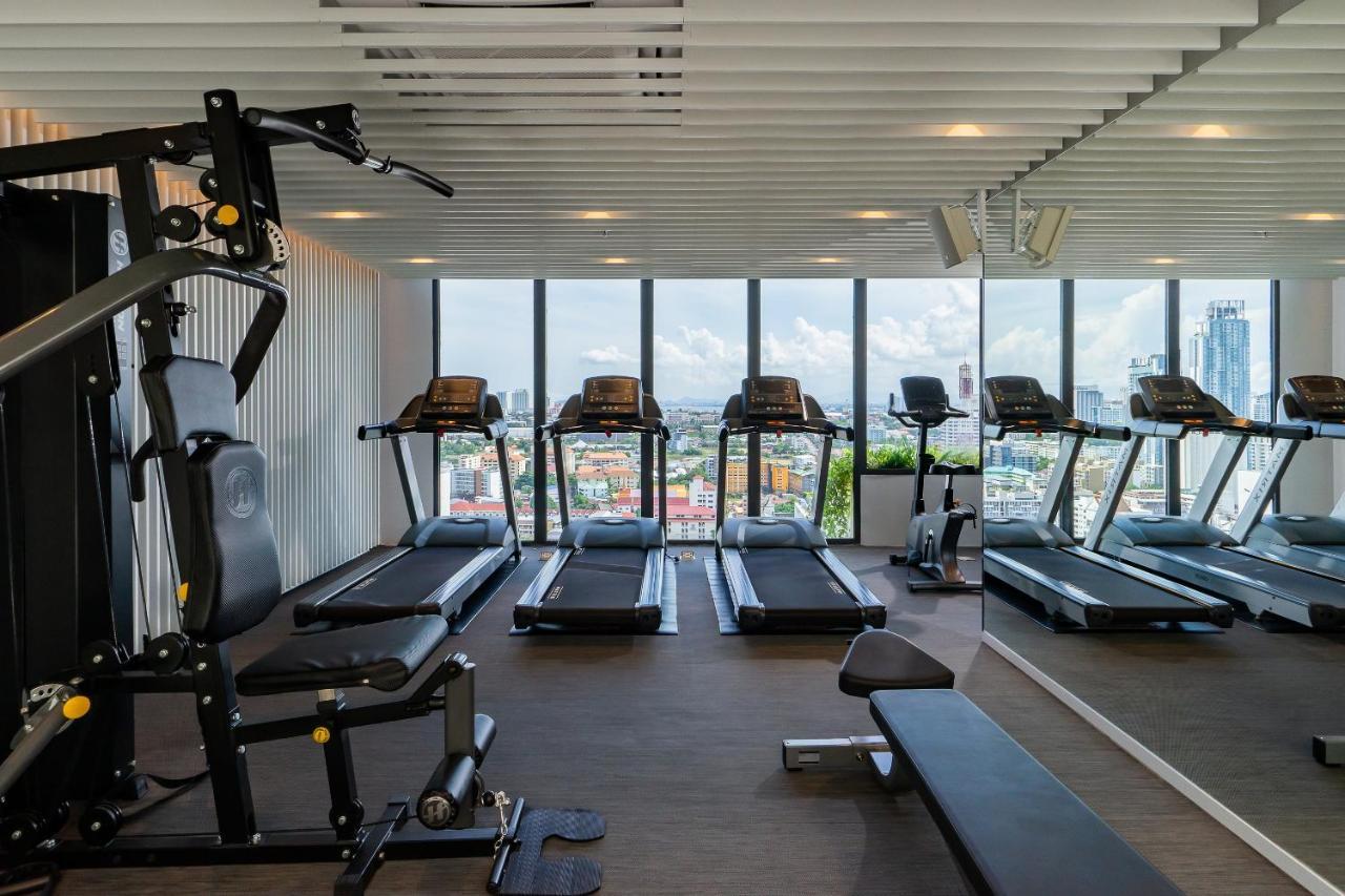 Arbour Hotel And Residence Pattaya Exterior foto The gym at the 10th floor