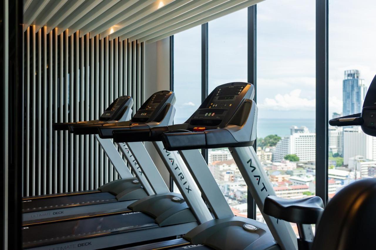 Arbour Hotel And Residence Pattaya Exterior foto The gym at the 39th floor